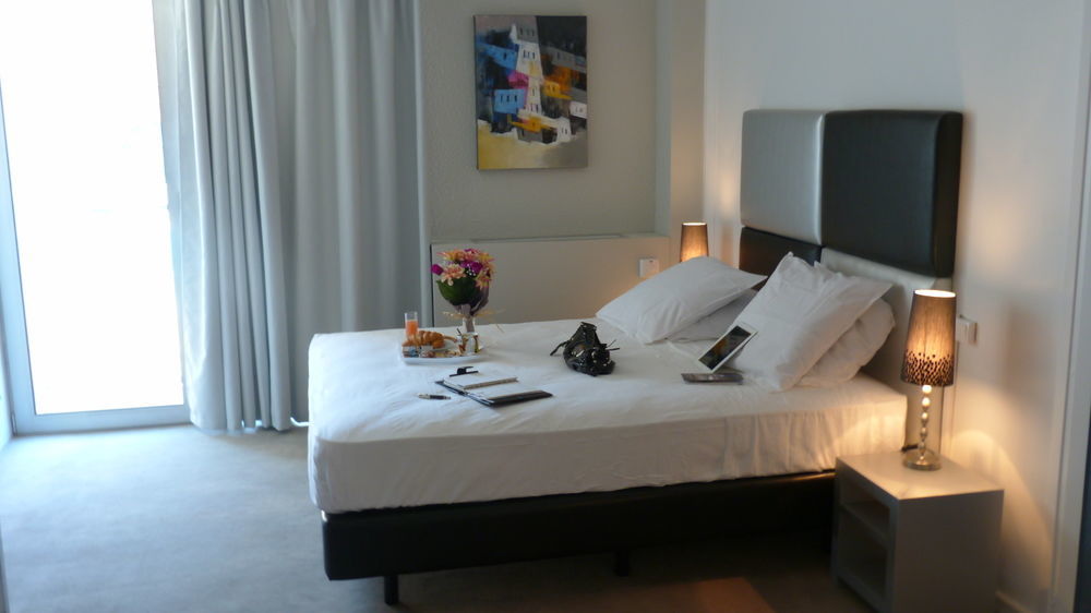 אביניון Yes Hotel מראה חיצוני תמונה