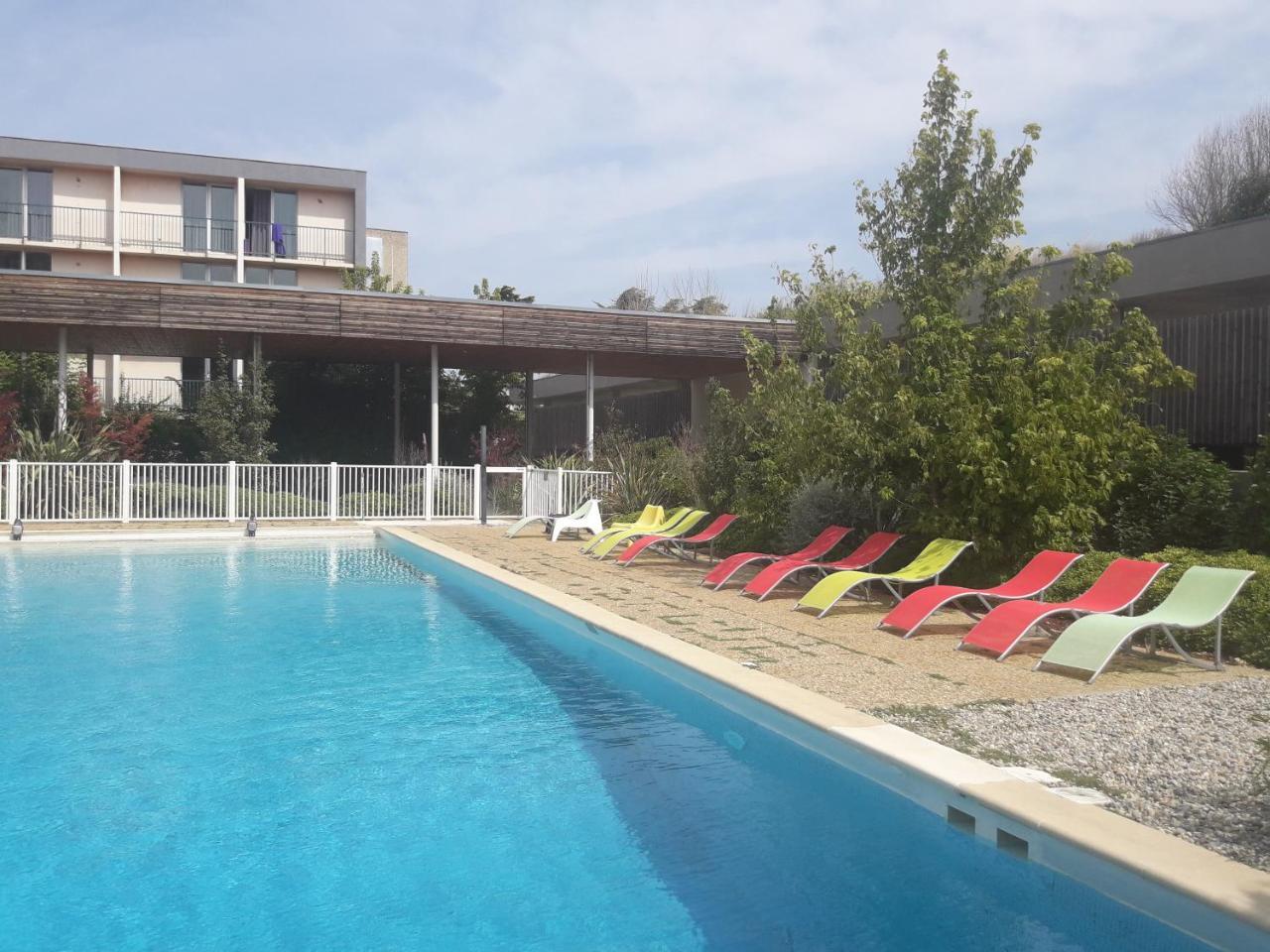 אביניון Yes Hotel מראה חיצוני תמונה