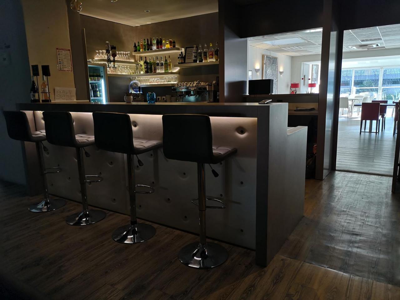אביניון Yes Hotel מראה חיצוני תמונה
